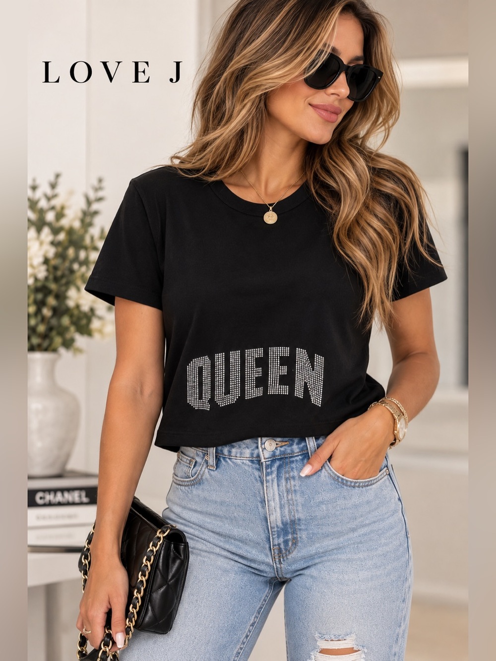 Love J Black Queen Rhinestone Crop T-Shirt Size M